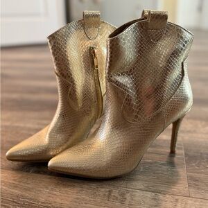 ShuShop Metallic Gold Heeled Boots